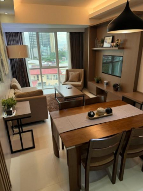 Monarch Suites at Padgett Cebu w/ pool near Ayala